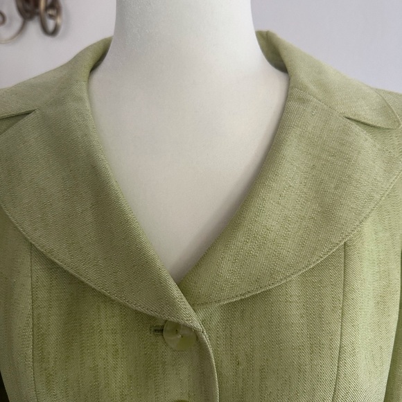 Suit Studio Pistachio Green Women's Skirt Suit - Picture 2 of 6